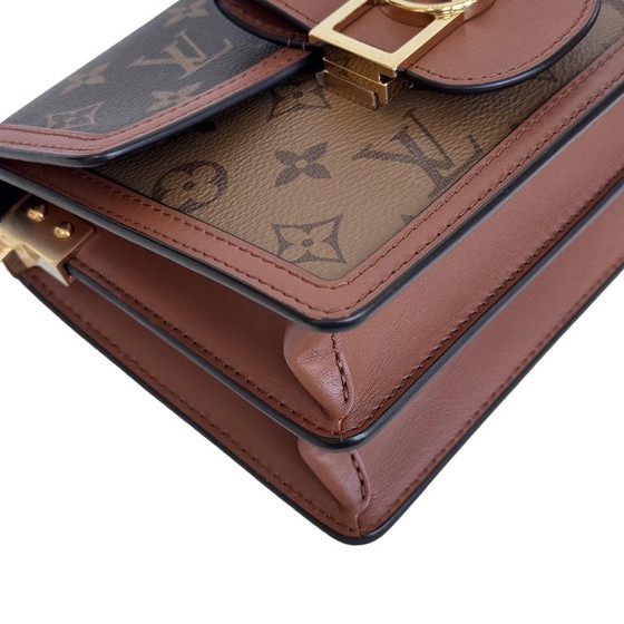 Louis Vuitton Mini Dauphine – Crossbody tassen, Calfskin (photo 4 of 12)