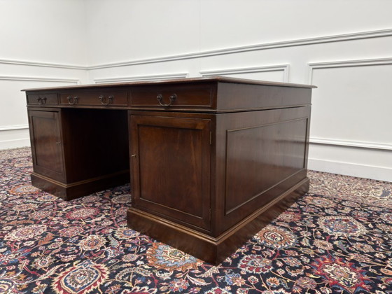Grande Scrivania Partner Inglese Antica – Scrivanie, Leather, Wood (photo 15 of 22)