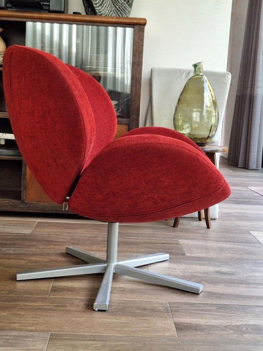  2 Fauteuils Shelly BoConcept rouge foncé avec pouf/hocker assorti