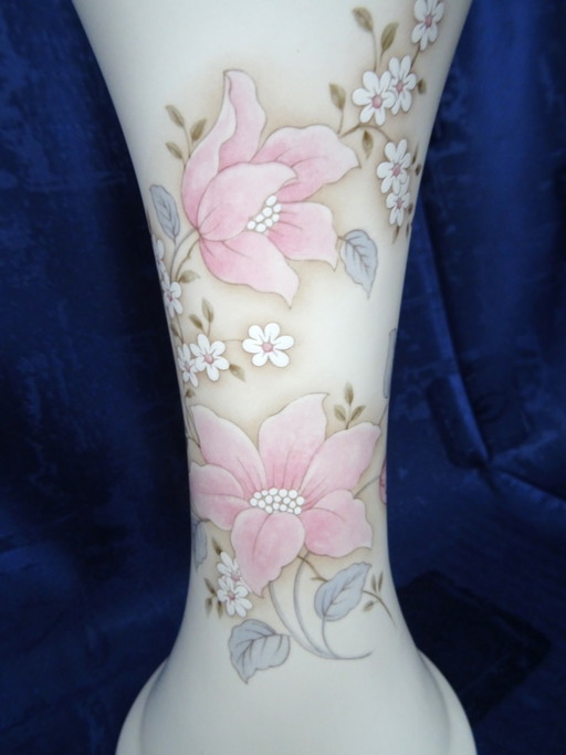 Vintage Aldridge Pottery Longton Cream Vase