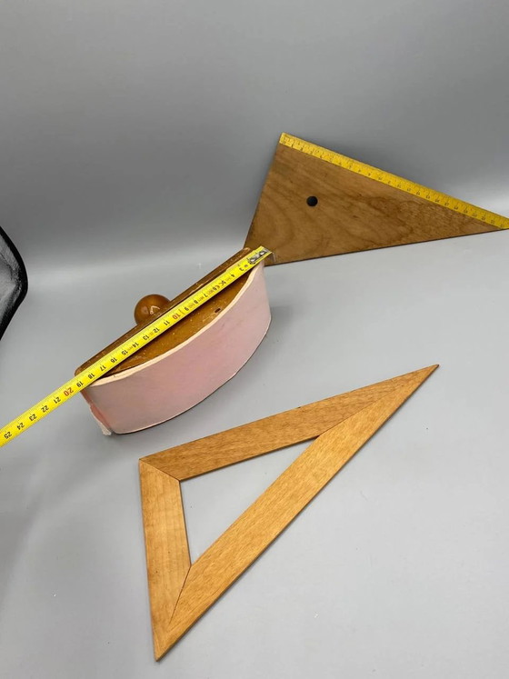 Antieke houten schrijfmat en 2 tekendriehoeken, vintage kantoorartikelen – Decoratieve objecten, Wood (photo 2 of 2)