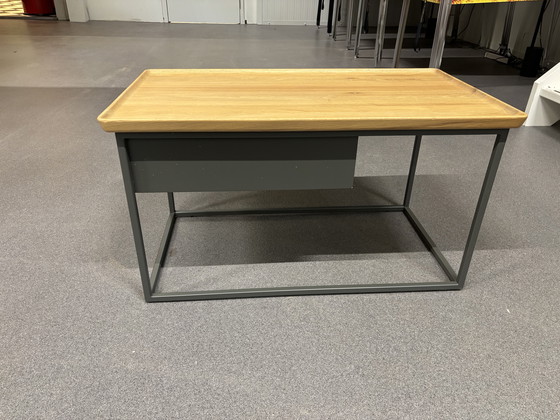 Image 1 of Mesa de centro Rolf Benz 934-2 de roble, color gris Umbra.