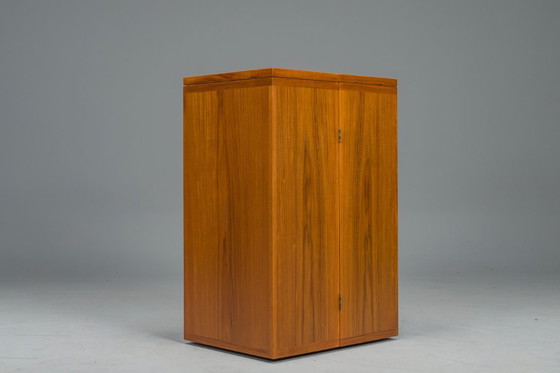 Image 1 of  Bar del capitano in teak danese di Reno Wahl Iversen per Dyrlund, 1960