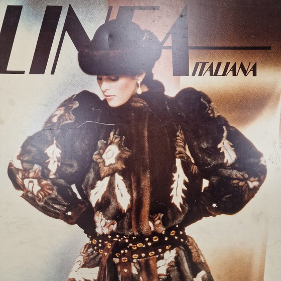 Image 1 of Raro cartel de exposición de moda italiana de 1982 en aluminio: Linea Italiana, Pikenz Alta Moda Milano