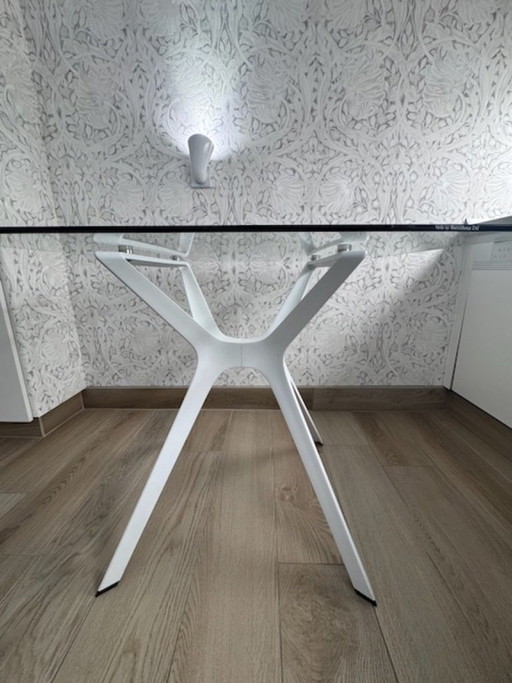RESOL Vela S Tavolo da Pranzo di Design – 80 × 80 cm – Bianco / Vetro Trasparente Neutro – Ottime Condizioni