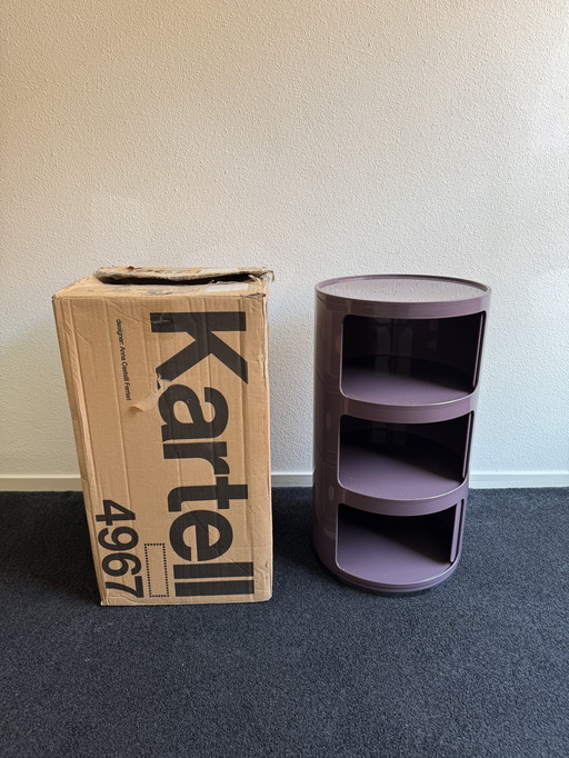Paars Kartell componibili kastje