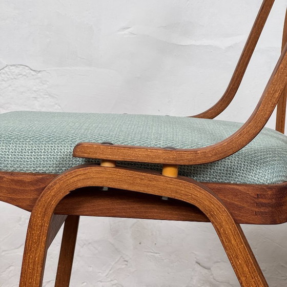 Image 1 of Juego de 4 sillas de comedor diseñadas por Ludvik Volak para TON Bystřice, década de 1960.