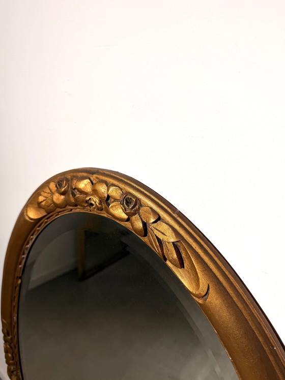 Vintage Oval Giltwood Mirror with Carved Floral Details, Glass (photo 4 of 5)