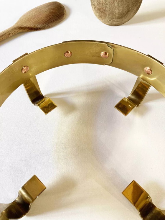 Image 1 of Plat de service en cuivre et laiton, M. Delalande, Villedieu, France