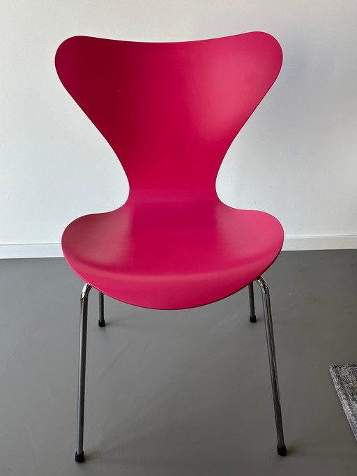 3x Butterfly chairs Fritz Hansen