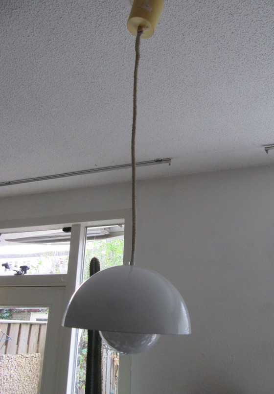 Pot de fleurs Verner Panton pour Louis Poulsen – Flowerpot Verner Panton  Louis Poulsen, Suspensions, Metal (photo 2 of 8)
