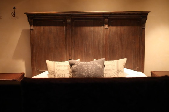 Restoration Hardware St. James King Panel Bed - Condizioni perfette, Accessori per camera da letto, Legno (foto 5 di 5)