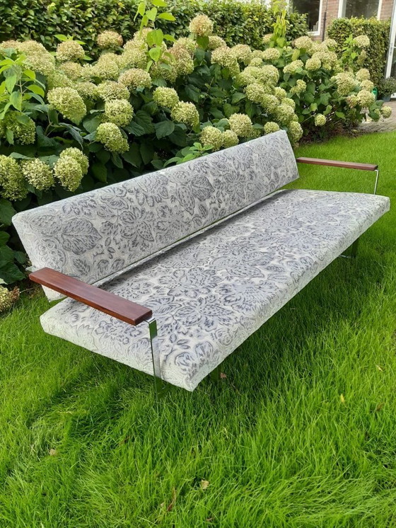 Image 1 of Canapé (couchage) récemment retapissé par Rob Parry pour Gelderland, années 1960.