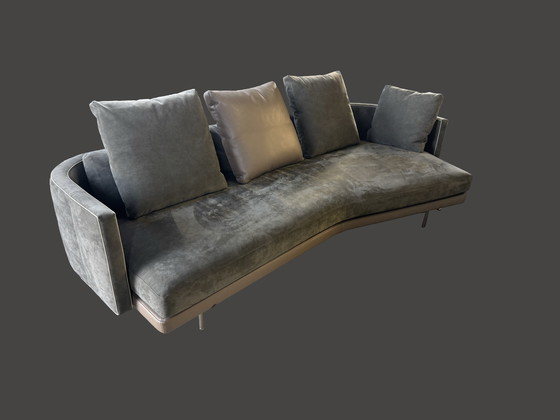 Image 1 of Minotti Torri bank