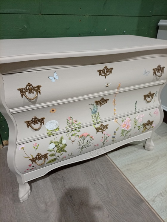 Image 1 of Commode