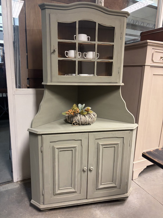 Image 1 of Mobile angolare/armadio vintage Brocante