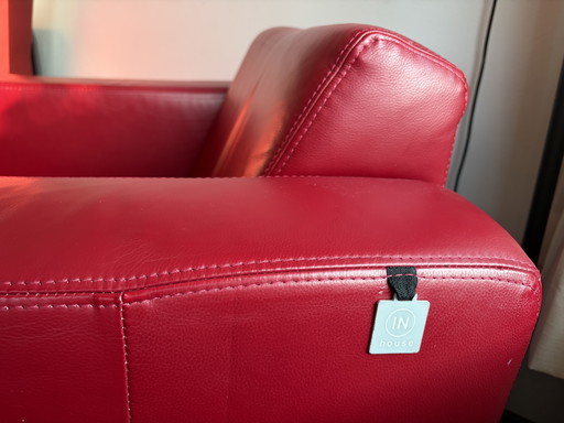 Sillón interior de cuero rojo