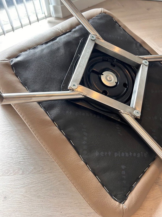 Sgabelli da bar Bert Plantagie Hopper – Leather, rvs (photo 5 of 6)