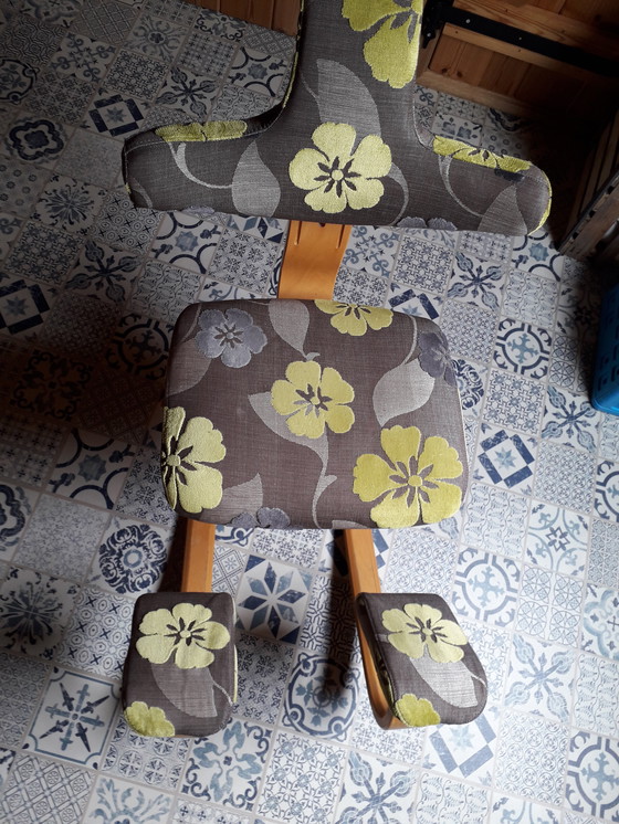 Image 1 of Variér Thatsit Knee Chair
