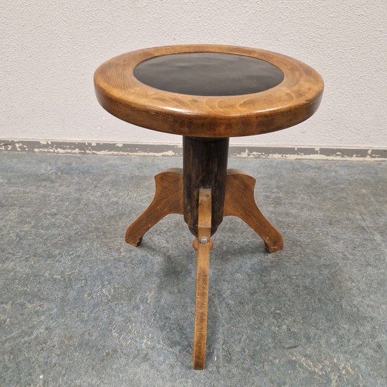 Image 1 of Tabouret de piano ancien