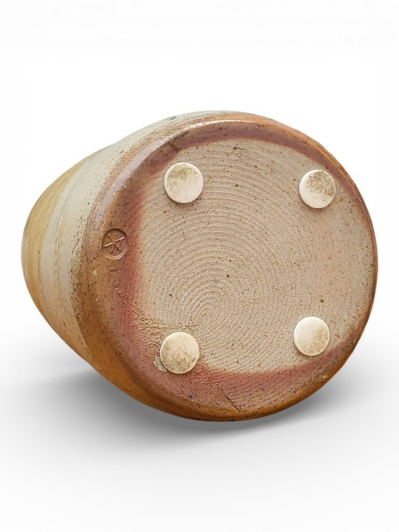 Image 1 of Antoine De Vinck sandstone vase (1924-1992)