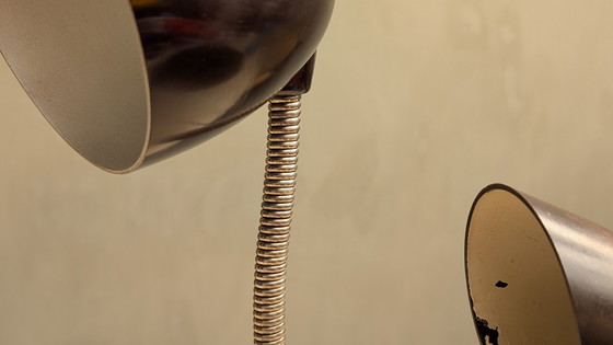 Image 1 of Bakeliet Bauhaus Tafellampen: "Vader en Zoon".