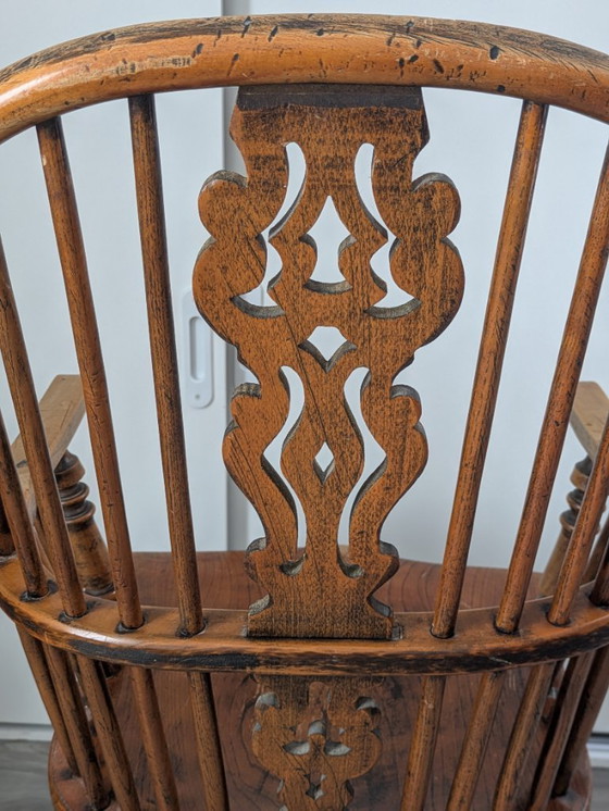 Image 1 of Antique English Highback Windsor armchair | 19th-century elm/oak
