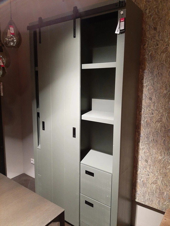 Image 1 of Mobile scorrevole in legno di recupero - Sapone