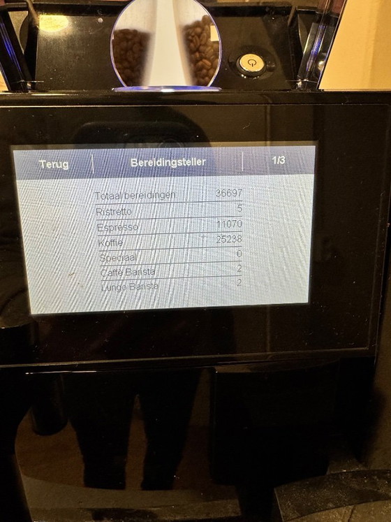 Image 1 of Macchina da caffè professionale JURA GIGA X8 (2023)