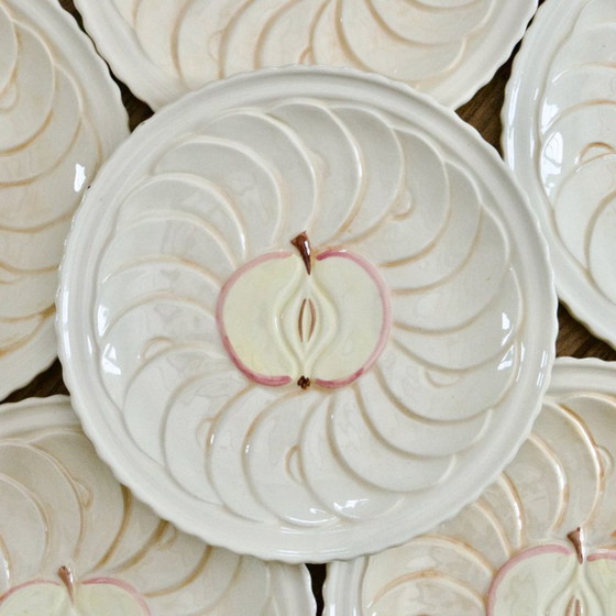 Image 1 of 6 vintage earthenware plates with trompe l'oeil apple tart