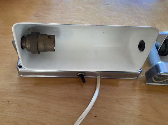 Image 1 of 2 wandlampjes verchroomd