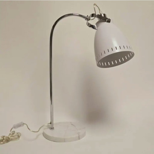 Lampe à poser Acates