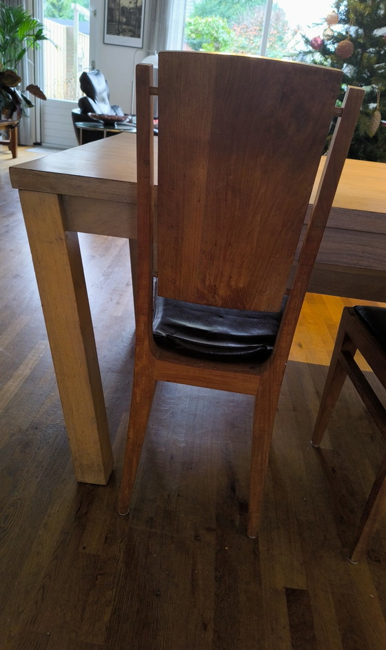 Image 1 of Table de salle à manger avec banc, modèle unique avec pieds inclinés