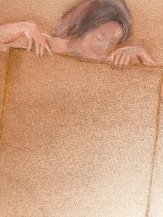 Image 1 of Tableau pastel signé sur papier ancien « modèle féminin dans l’atelier »