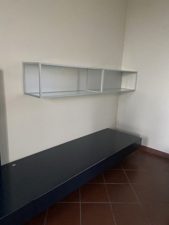 Original Molteni&C Wohnzimmer-Komposition, 2003, Mit niedrigen Modulen, Hängeschränken und TV-Panel (photo 4 of 5)