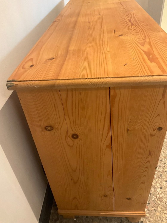 Image 1 of Credenza, cassettiera, legno tenero, antica