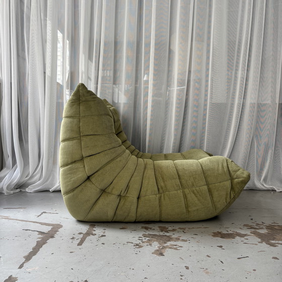 Image 1 of Poltrona Togo disegnata da Michel Ducaroy per Ligne Roset