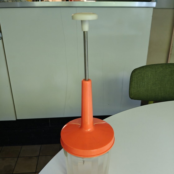 Image 1 of Tritatutto vintage anni '70 H Coro – Utensili da cucina arancioni in stile era spaziale