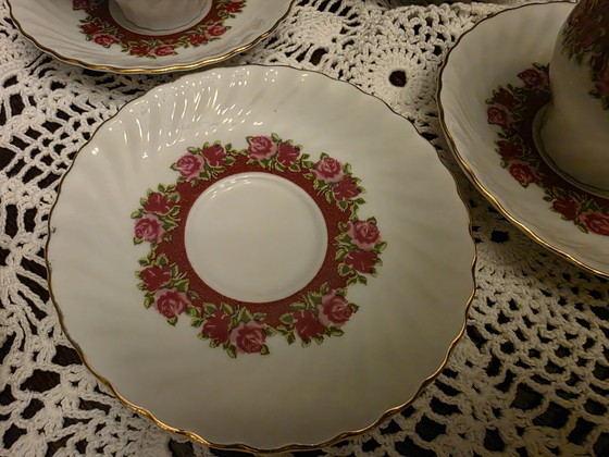 Image 1 of 4-delige vintage kop-en-schotelset van het Duitse kwaliteitsmerk Genuine Royal Frankonia