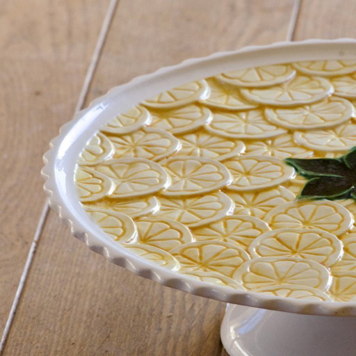 Grote vintage taartstandaard/taartschaal in de vorm van een citroen