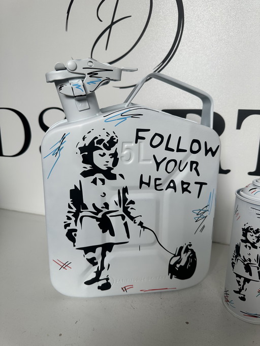 Art Jerrycan & Spraycan