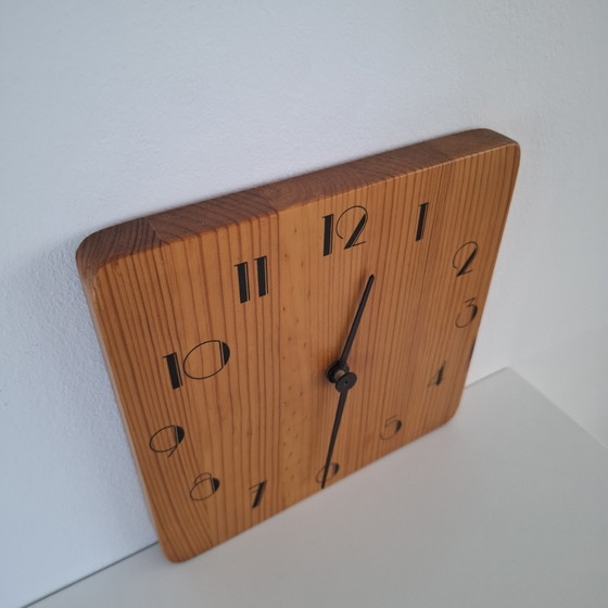 Holzuhr, Quadratische Kiefer – Uhren, Wood (photo 3 of 8)