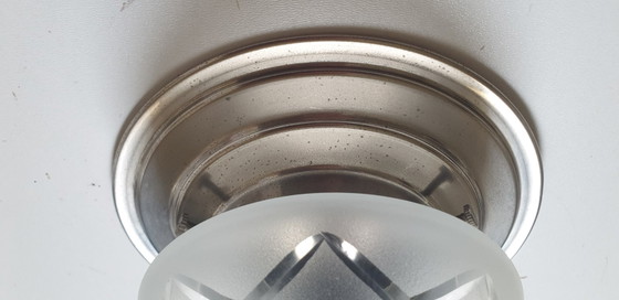 Image 1 of Lámpara de techo Art Déco con cristal tallado.