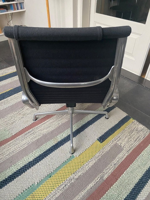 Vitra Eames fauteuil