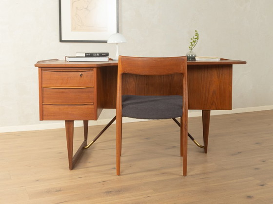Image 1 of Boomerang-bureau, Peter Løvig Nielsen