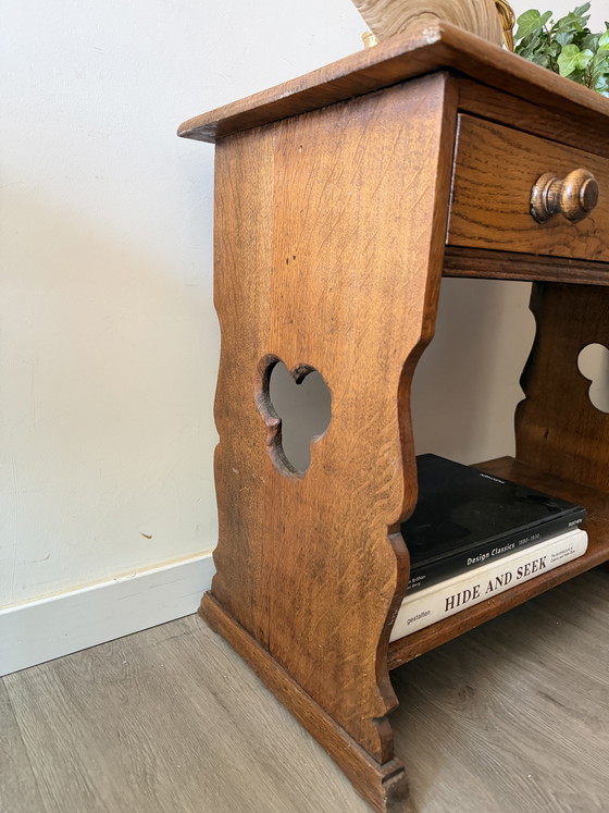 Image 1 of Vintage bijzettafeltje met laatje