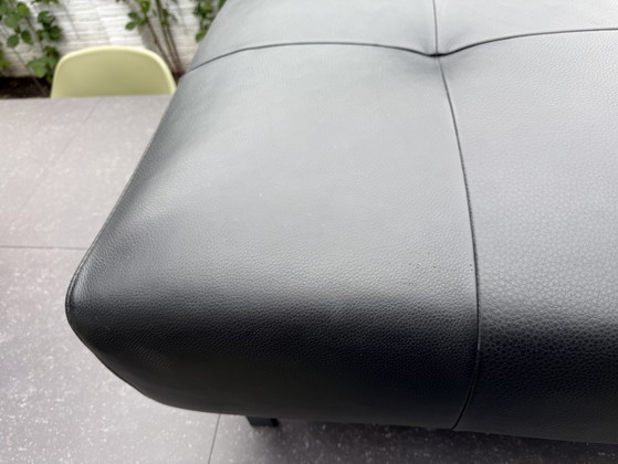 Montel Hocker | Poef | Zwart Leer – Hockers en poefs, Leather (photo 8 of 11)
