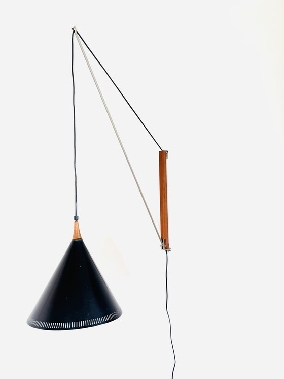Image 1 of 28/621 WANDLEUCHTE MIT SCHWINGARM VON WILLEM HAGOORT FÜR HAGOORT LIGHTING, NIEDERLANDE, 1950er Jahre