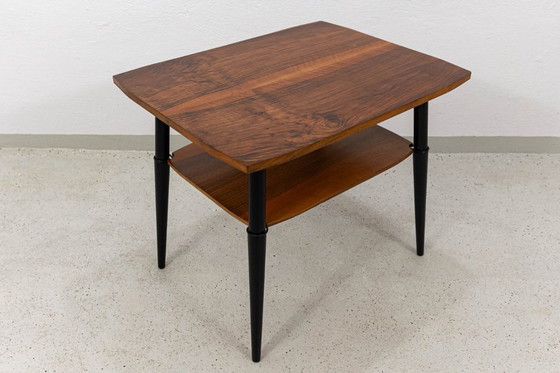 Image 1 of Couchtisch aus Nussbaumholz, Polen, 1960er Jahre