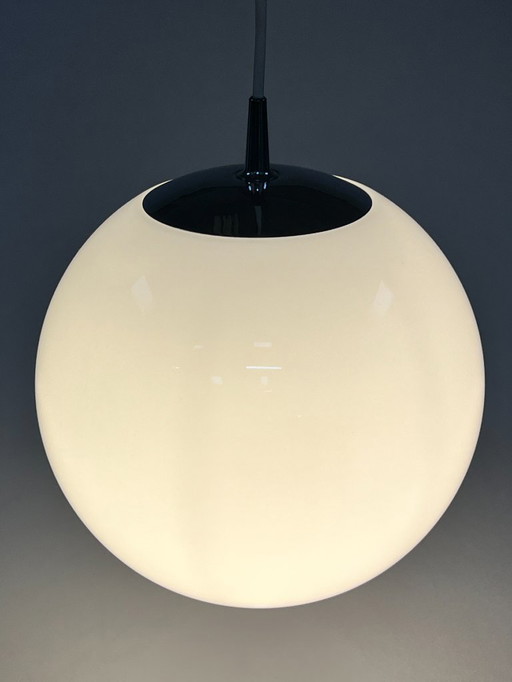 Lampada a sfera in vetro vintage / Lampada a sospensione, Peill & Putzler, Germania 1960